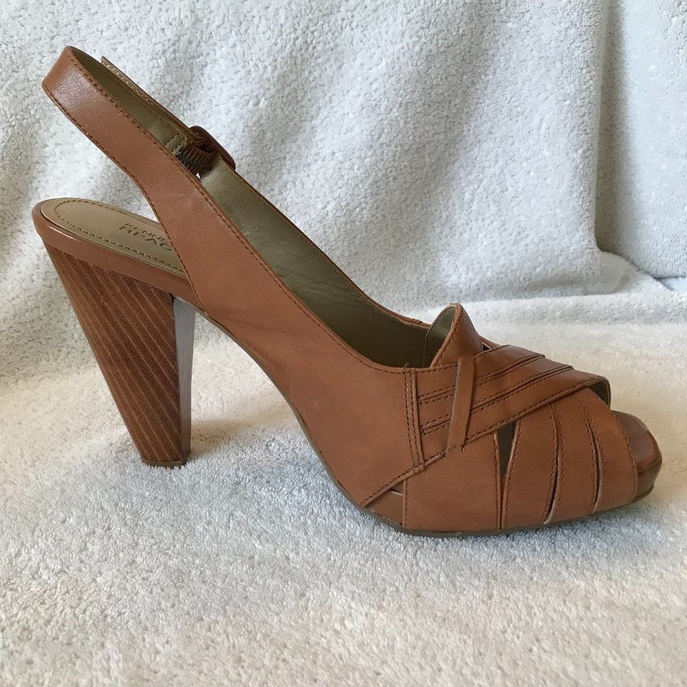 Kenneth Cole Reaction heels size 8.5